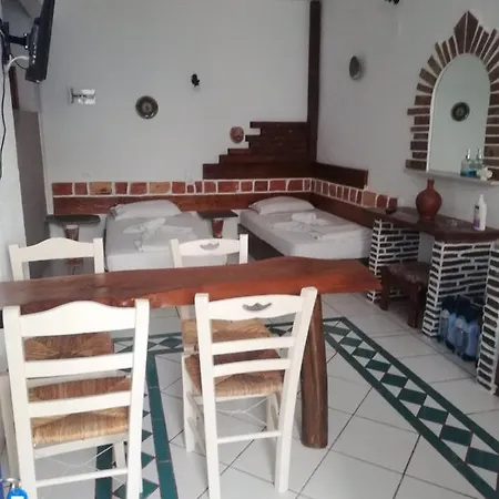 公寓 阿波斯佩里提客房公寓