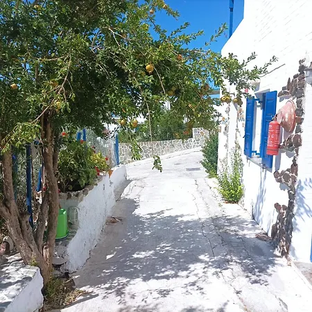 阿波斯佩里提客房公寓 公寓 *