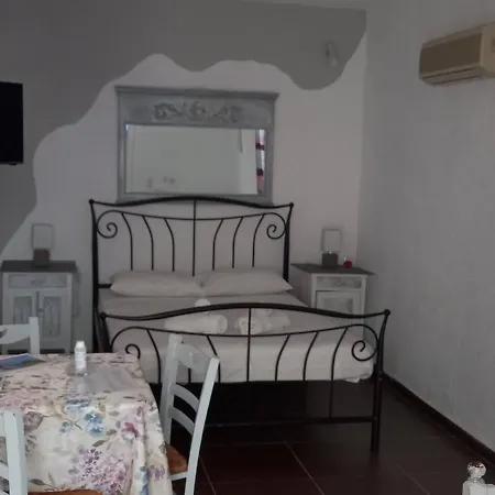 阿波斯佩里提客房公寓 公寓