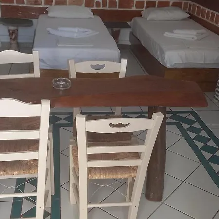 阿波斯佩里提客房公寓 金尼昂