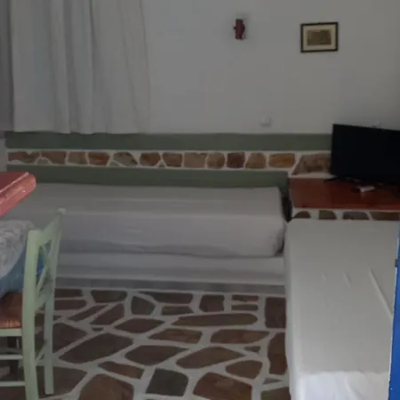 阿波斯佩里提客房公寓 公寓 金尼昂