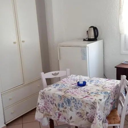 公寓 阿波斯佩里提客房公寓