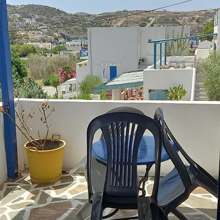 Aposperitis & Apartman Kíni