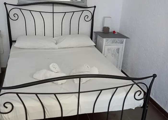 Lägenhet Aposperitis & *