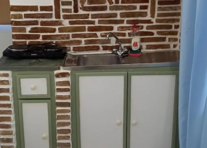 Lägenhet Aposperitis & Kini